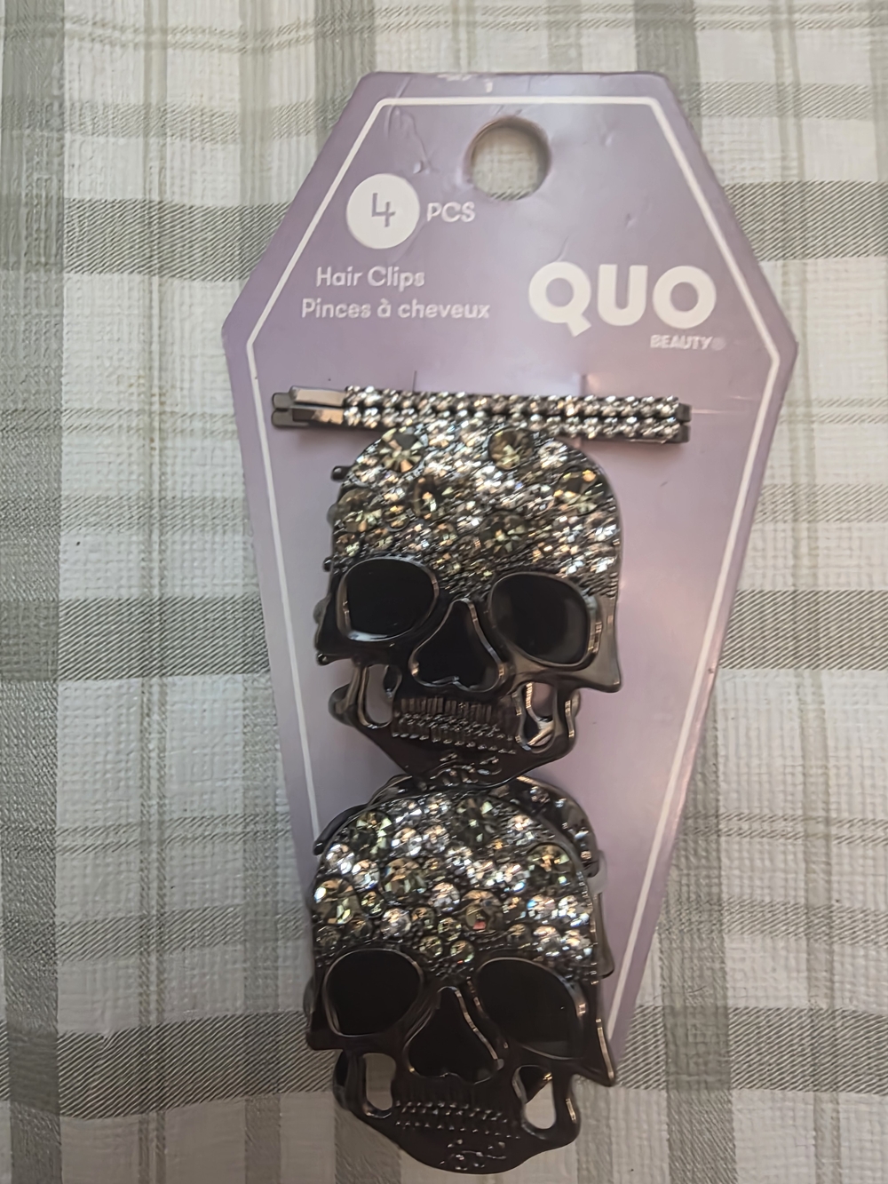The GREAY HELOQWEN BASH!!!!Quo Black Crystal Skull Hair Clips - Set of 2